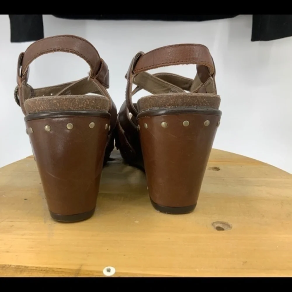 Dansko Freda platform wedge sandal 6 1/2 -7